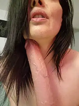 AryaSummersReal
